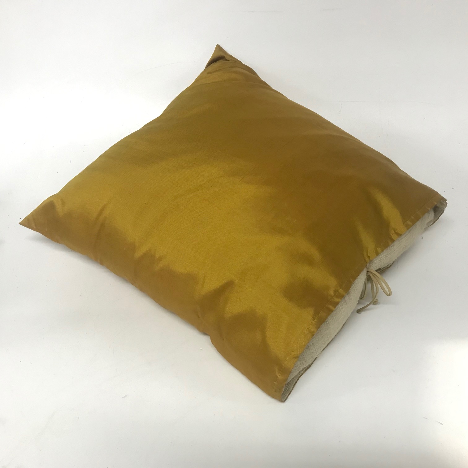 CUSHION, Gold/Mustard w Linen Back